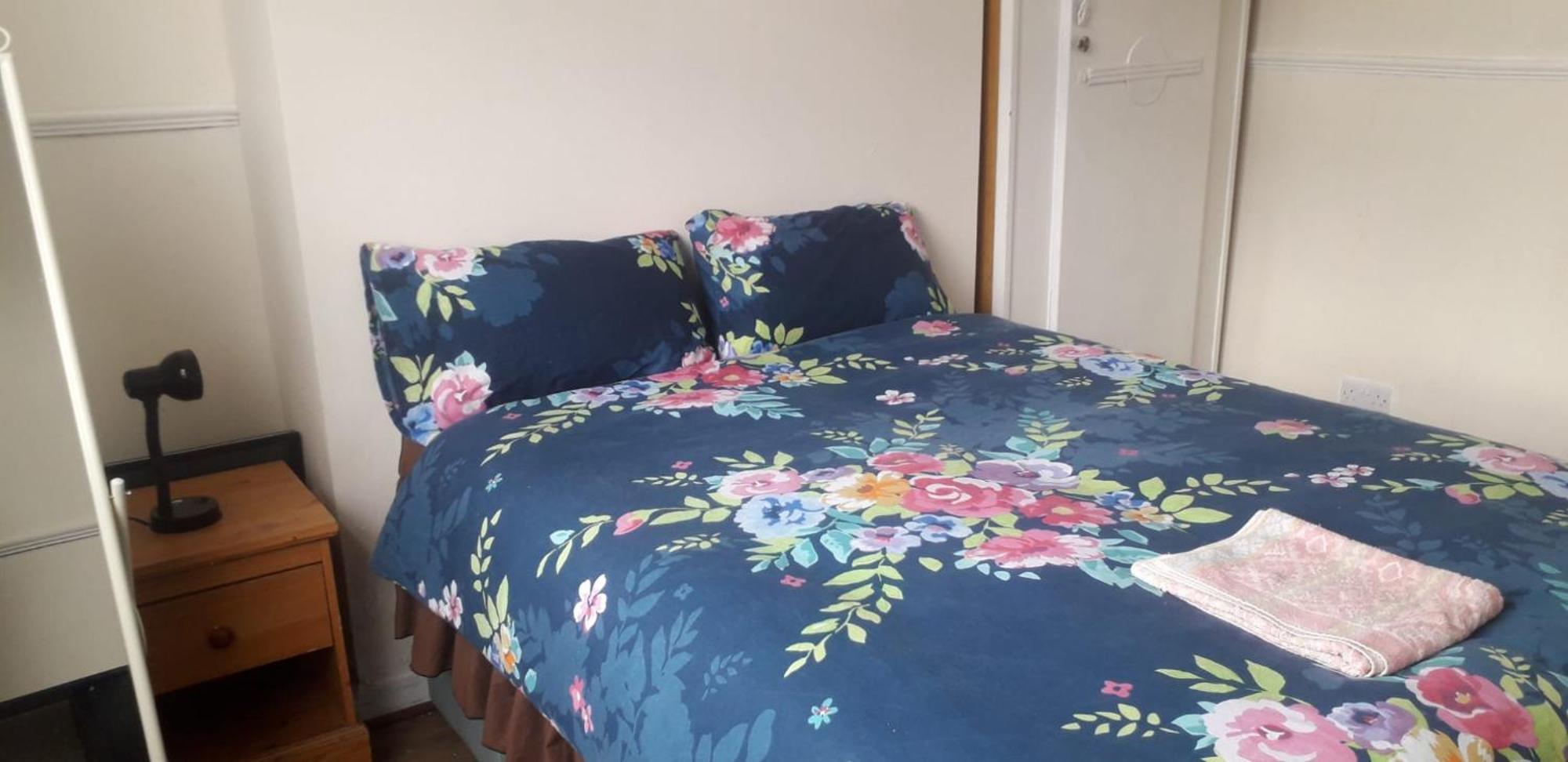 Sports City Guest House Манчестер Экстерьер фото